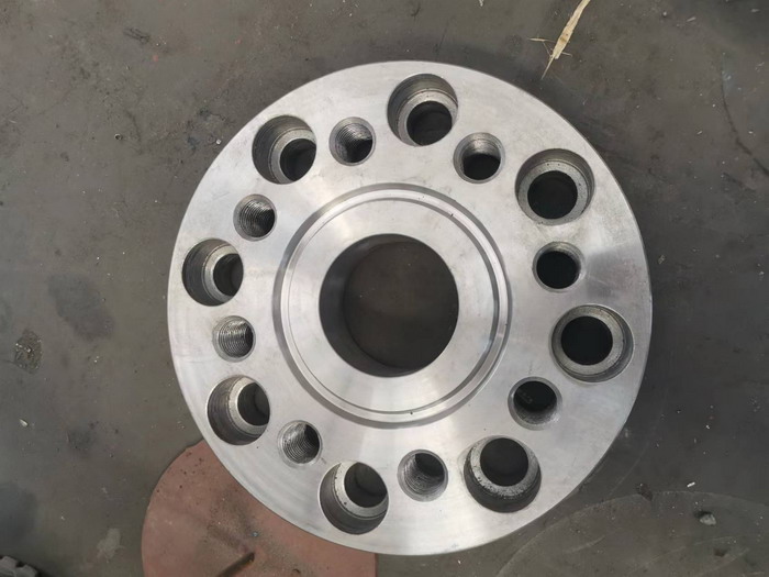 Connecting flange